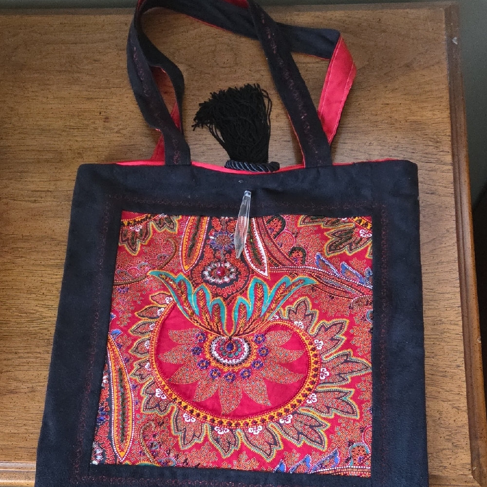 Elegant Black and Red Tote Bag